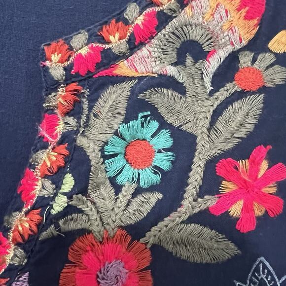 Soft Surroundings Paraiso Tunic Women's M Blue Embroidered Floral Cotton - Picture 3 of 15